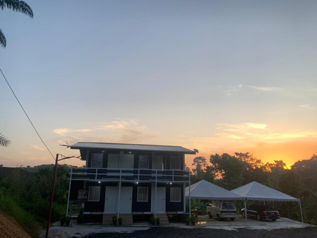 Farhani Cabin Stay Kampong Batu Lima Buitenkant foto